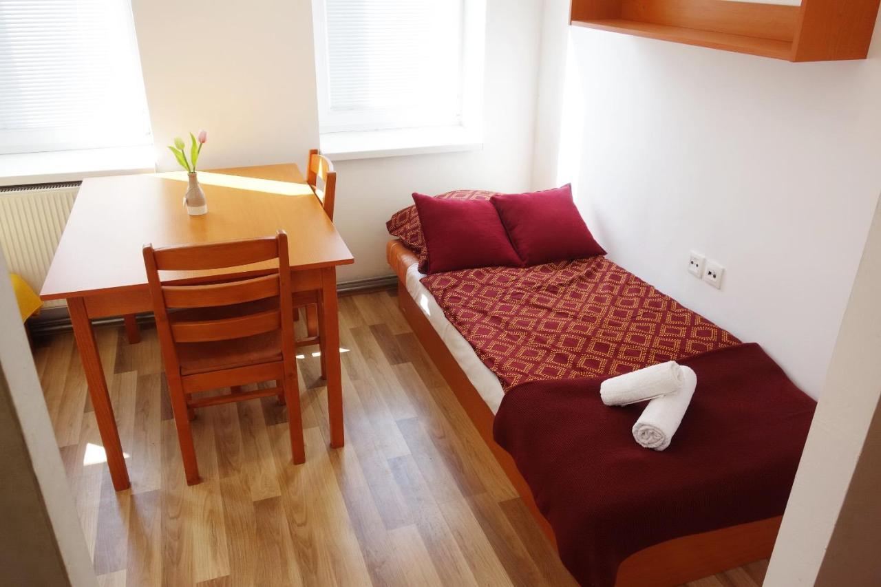 Apartmany Alzuz Ruzomberok Εξωτερικό φωτογραφία