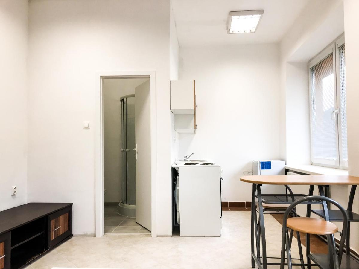 Apartmany Alzuz Ruzomberok Εξωτερικό φωτογραφία